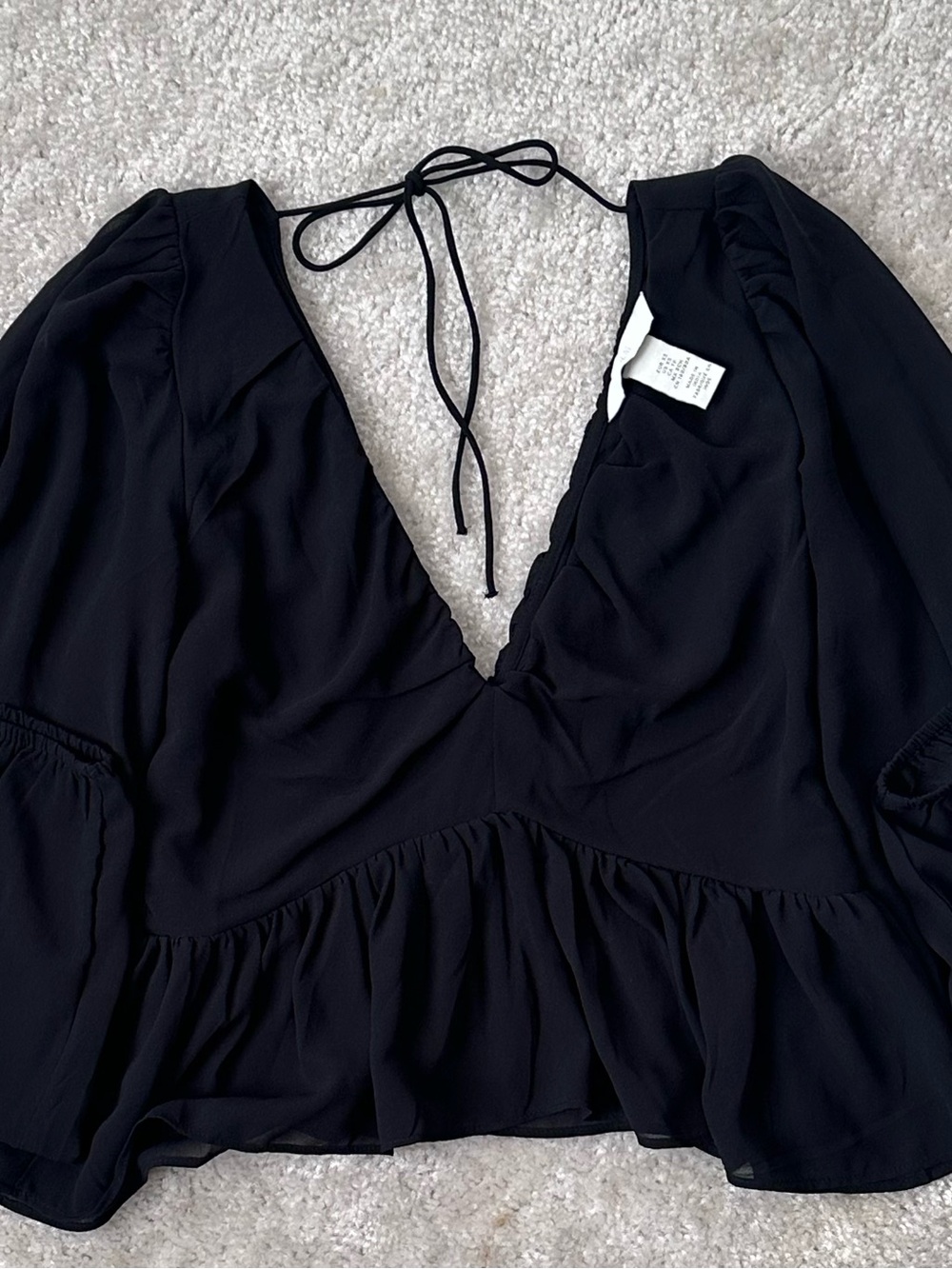 H&M - V-Neck Tie-Back Top